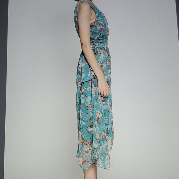 WALTER BAKER LALA MIDI DRESS - Picture 3 of 4